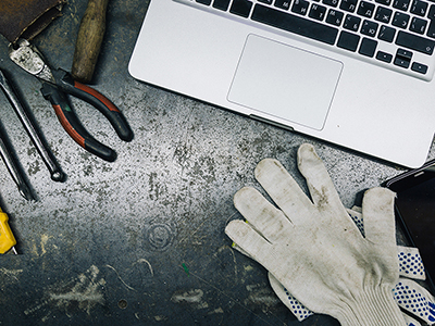 Working tools on top of a mental table